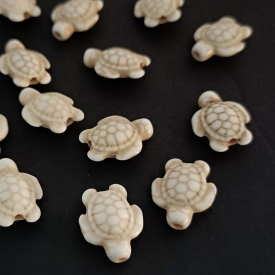 White turtles for art decor. Embed in resin.